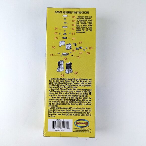 NEW Lost in Space Robot Model Kit by Moebius - Picture 2 of 5